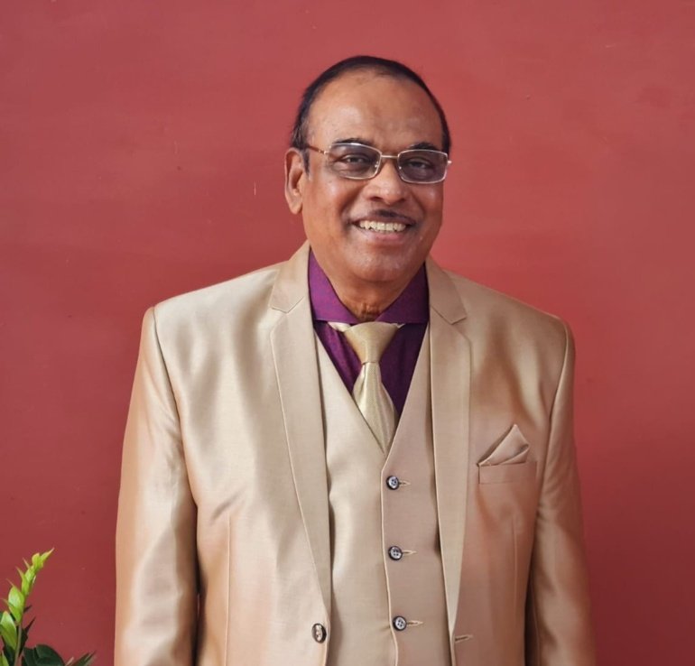 Dr Rakshanandam